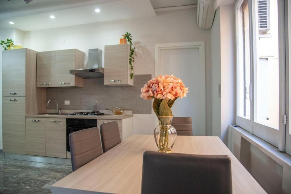 Campania Apartment Pompei Luxury - 150M Dalla Stazione - 5Km Da Pompei Poggiomarino Luaran gambar